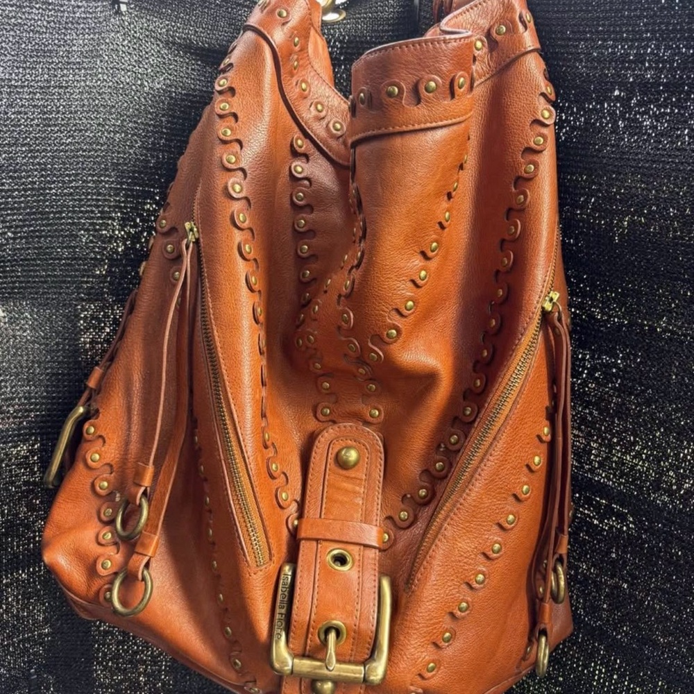 Isabella Fiore Large Studded Hobo Leather Bag ๐ ABSOLUTELY STUNNING ๐ - Picture 2 of 7